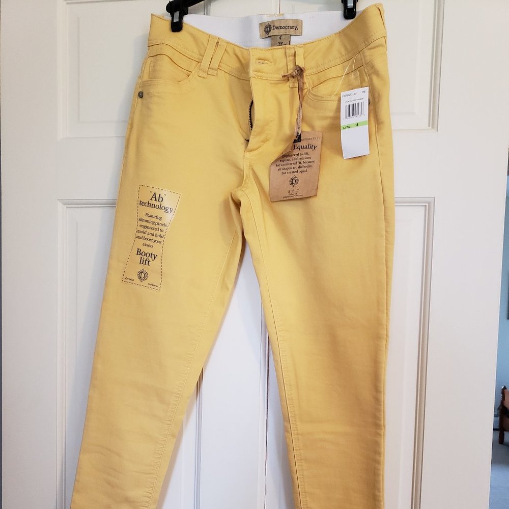 Democracy buttery soft jeans Size 4